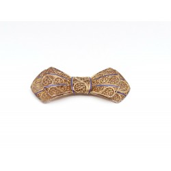Filigree bow brooch